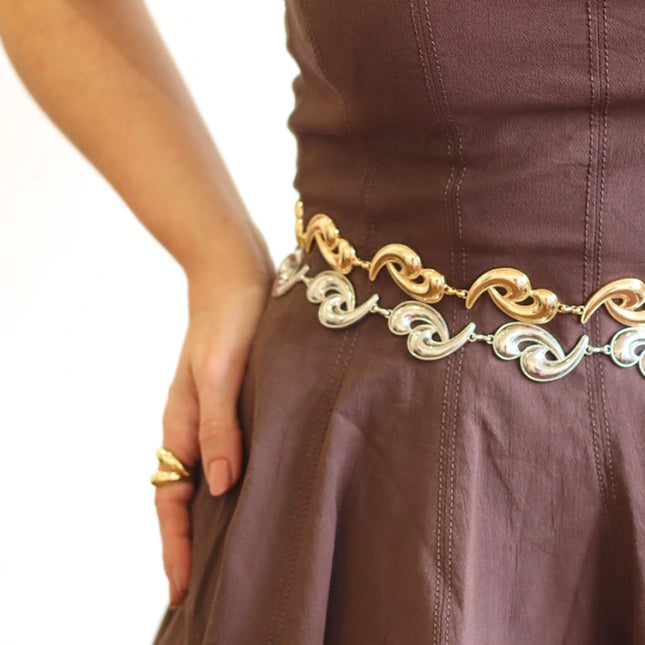 Alana Belt – Gold Chain with Paisley Design