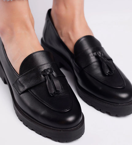 Betina Moccasin – Black Leather with Embroidered Bee & Tractor Sole