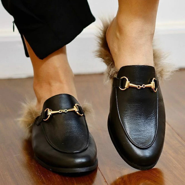 Mada Mule – Black Leather with Faux Fur Trim