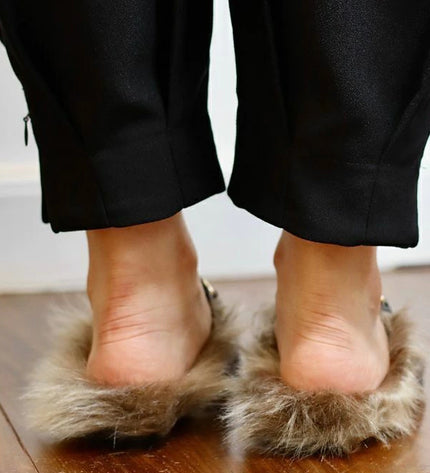 Mada Mule – Black Leather with Faux Fur Trim