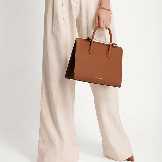 Midi Tote – Structured Elegance in Fine Leather