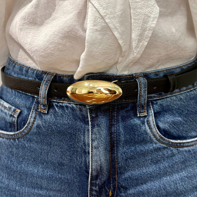 Suzana Belt – Black Leather with Gold Oval Buckle