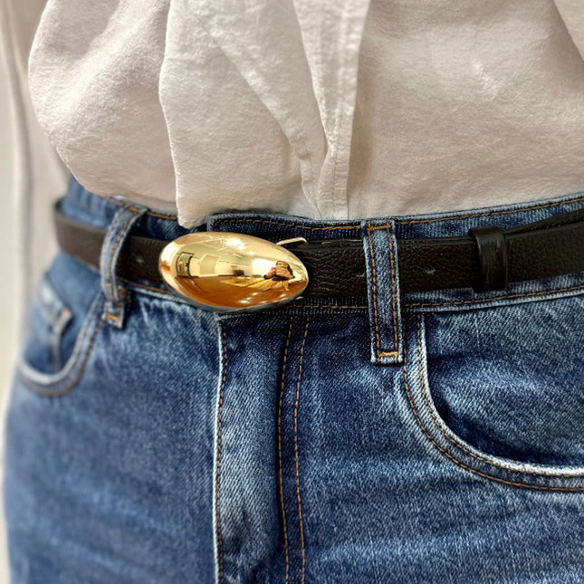 Suzana Belt – Black Leather with Gold Oval Buckle